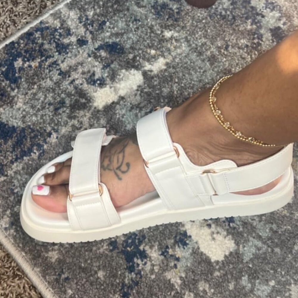 Comfortable Thick Sole Flat Sandals - image 3